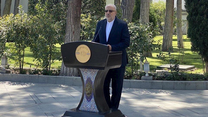 Iranpress: No gas price hike on the agenda: Oil Min Minister